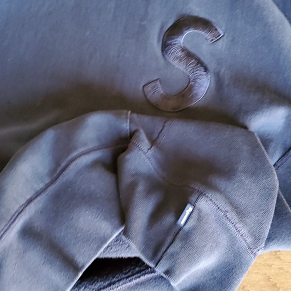 Supreme  (EA)  flash $ - Picture 6 of 11